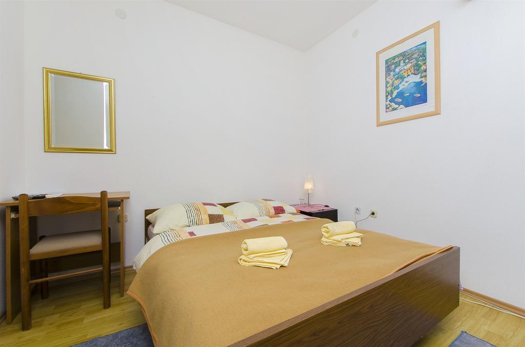 Rooms Marijana Caporice Exterior photo